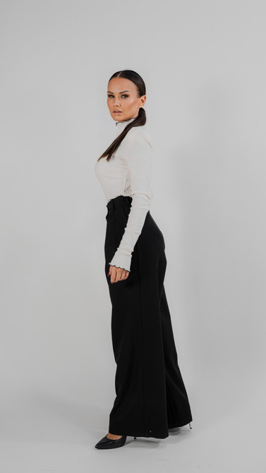 Wide fabric pants with elastic waistband in black