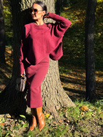 Asymmetric Senti Sweatshirt – Burgundy