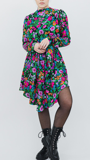 Floral pattern dress with water neckline