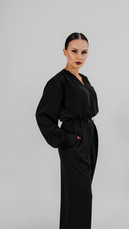 Shirt with V neckline and covered buttons