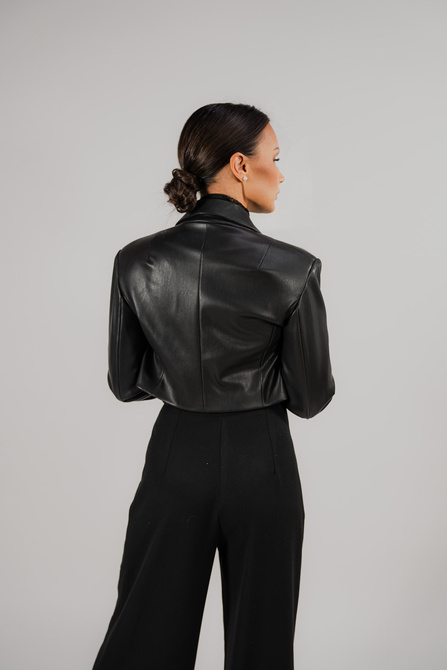 Short jacket in eco leather