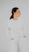 Tracksuit set with a regular fit in faded white color